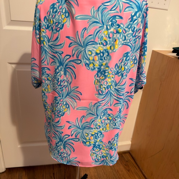 Lilly Pulitzer Pink and Blue Patterned Top - Picture 4 of 5